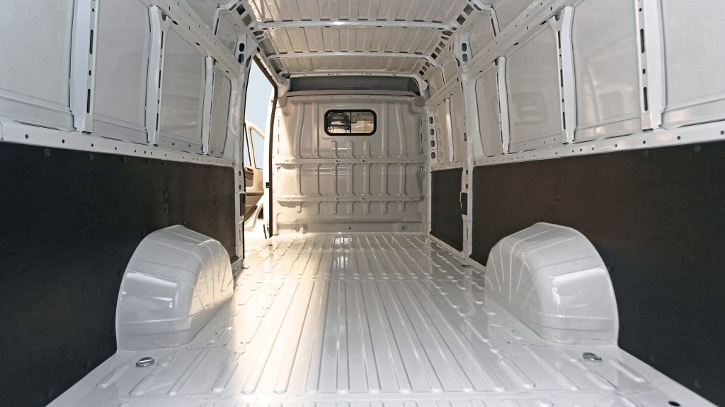 furgón de carga para camperizar